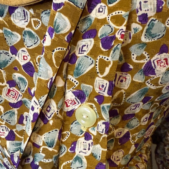 B14 Women’s Chic Abstract Print Blouse and Midi Skirt - Picture 7 of 9